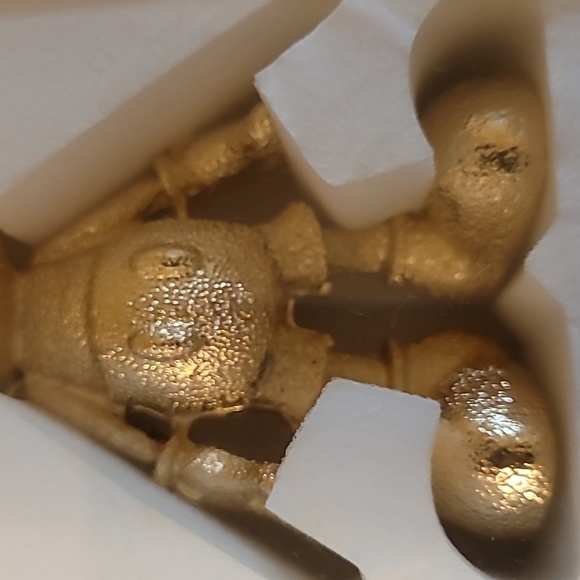 NEW Baublebar Disney MICKEY MOUSE Gold Bag Charm Keychain - Picture 4 of 7